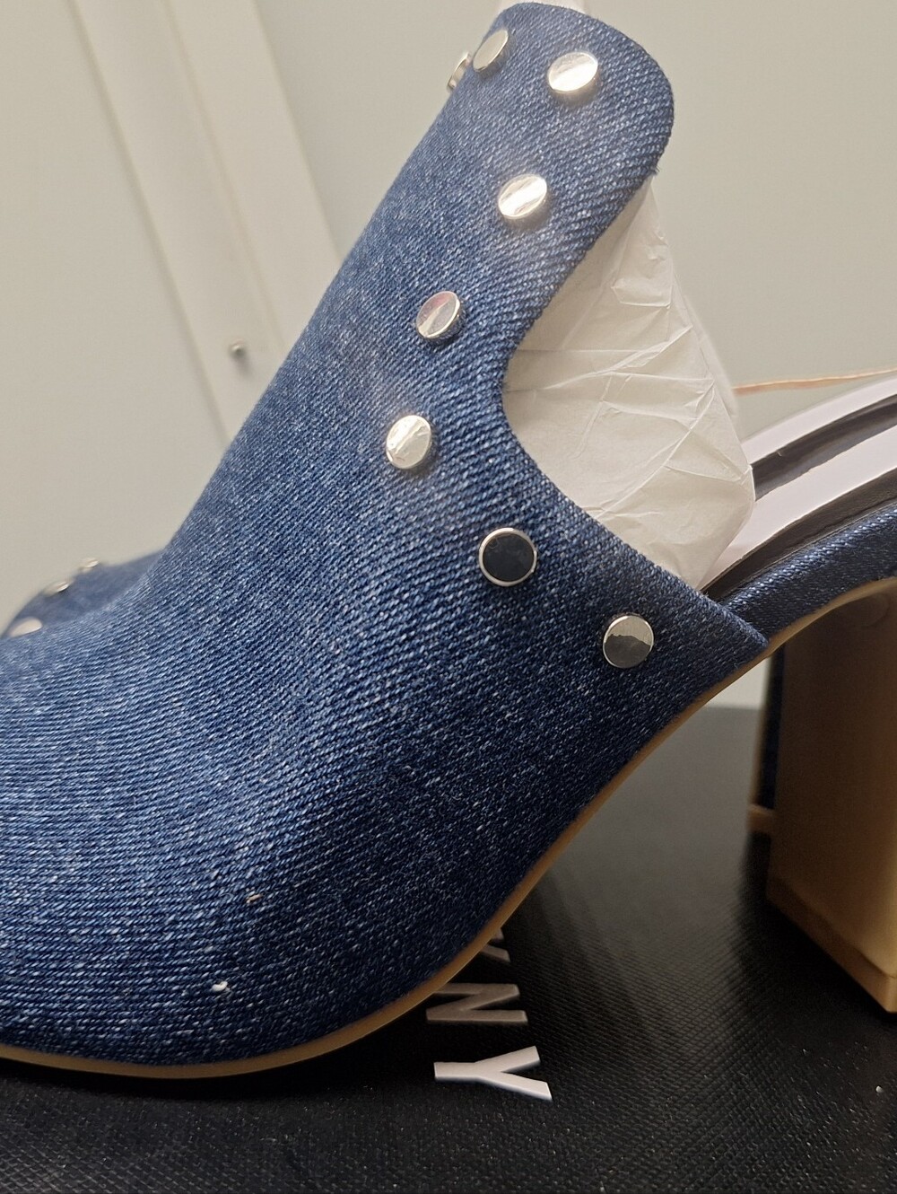 DKNY Denim Stud Mules - Blue Women’s Slip-On. 4" Heels Size 8.